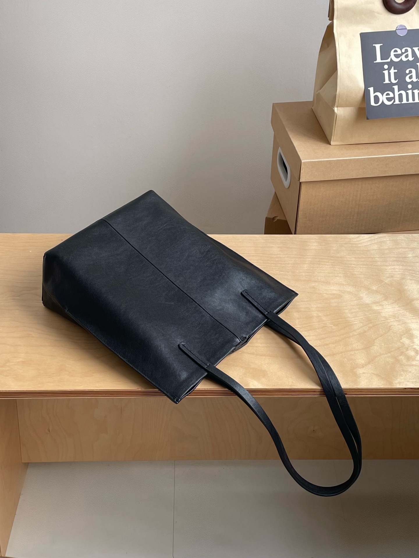 Designer Women's Genuine Leather Handbag 2025 New Vegetable Basket Handheld Bucket Bag