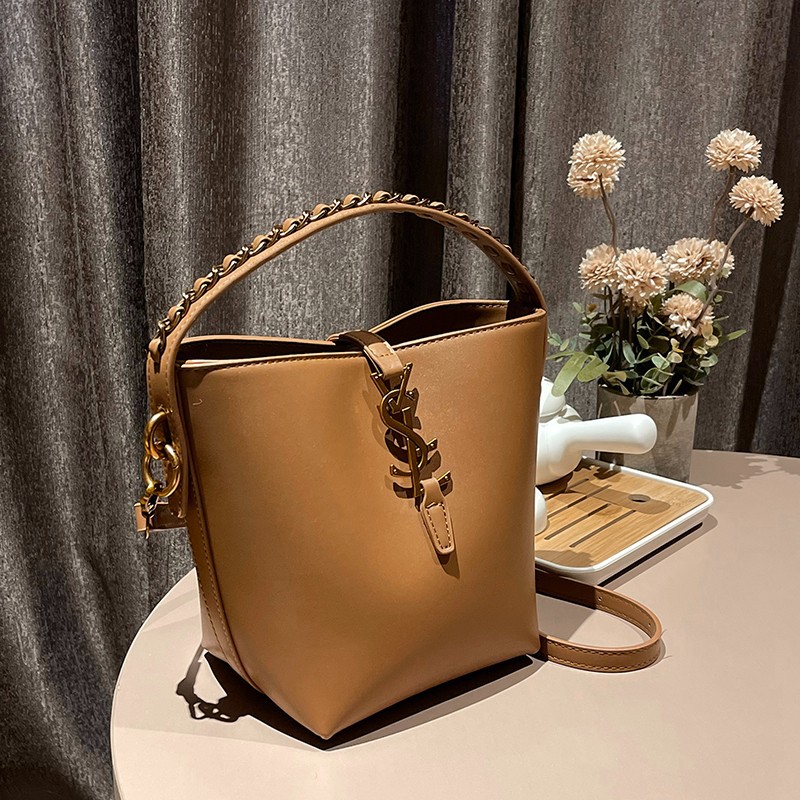 Designer bag free shipping hot Light luxury outdoor bucket bag simple and versatile casual crossbody bag
