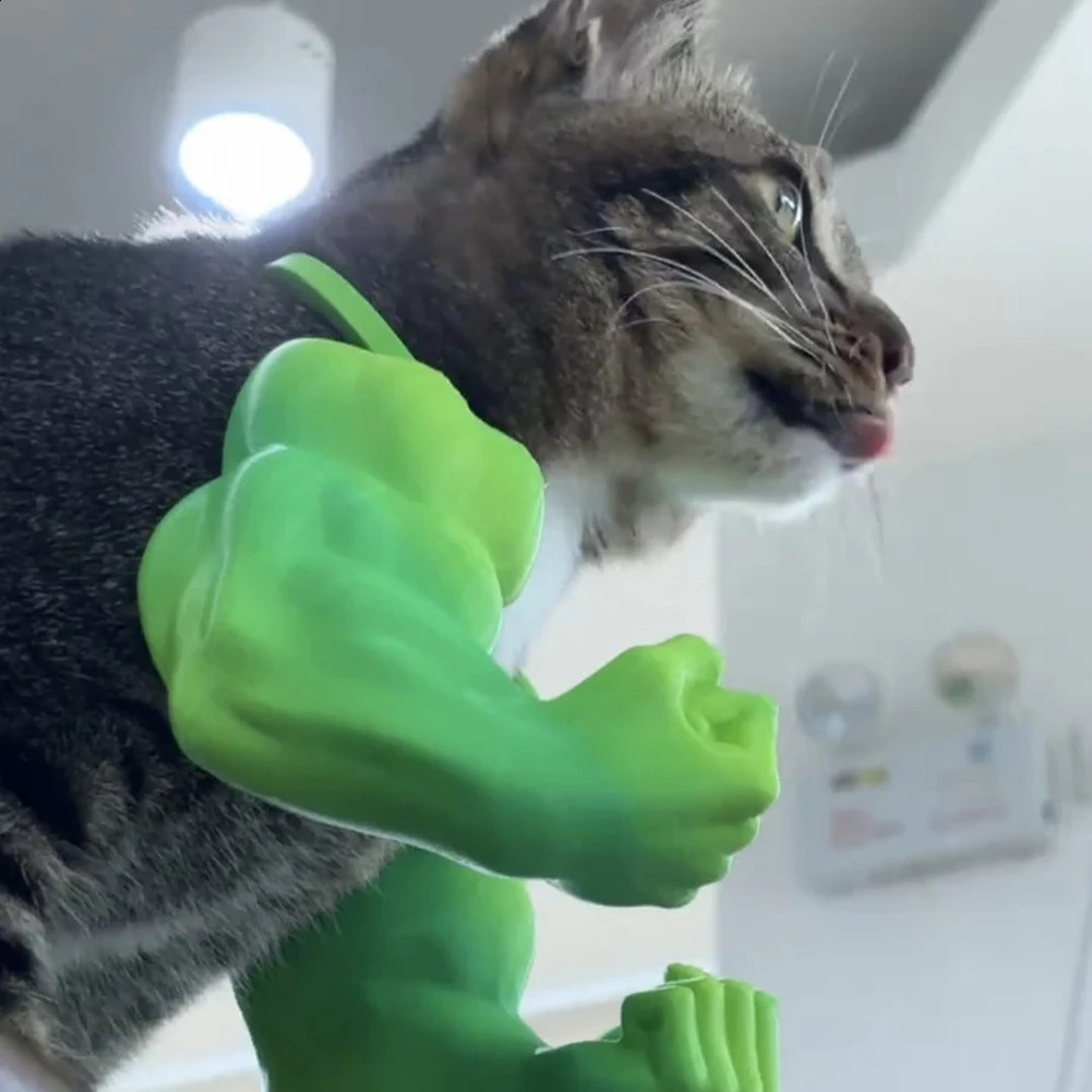 Super Invincible Cat Fist Hulk Arm Unique Innovative 3DPrinted Give Cats An Invincible Body For Costume Accessories 250813