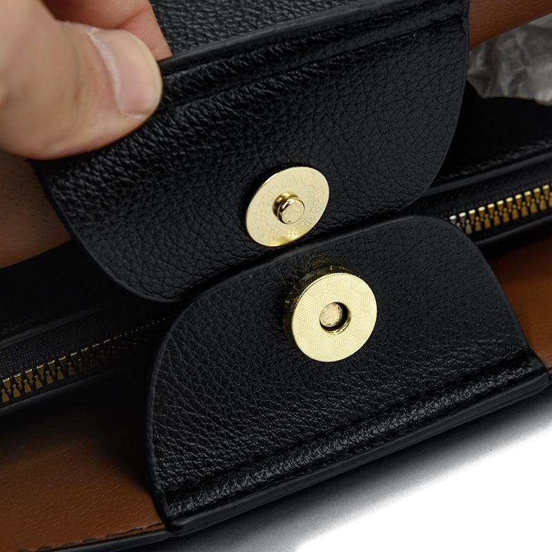 Large Capacity Black Tote Bag For Women's Retro Fashion Designer Bag For Commuting High Quality PU Leather Shoulder Bag