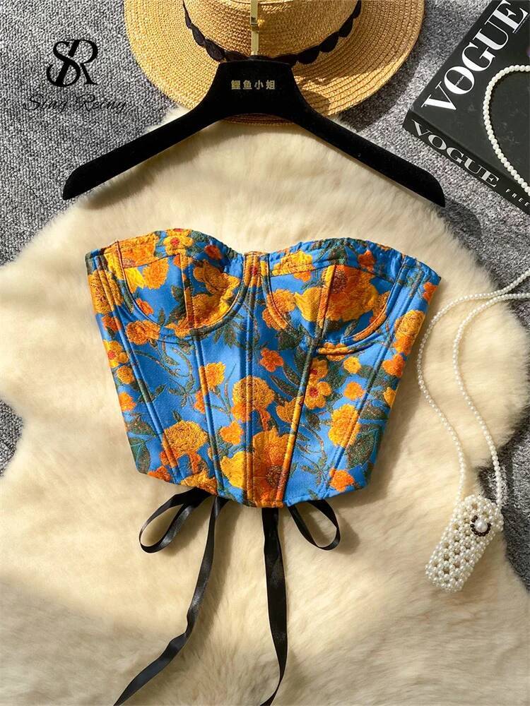 2025 sleeveless backless floral mini vest street trend wear strapless slim fit beach top new designer top