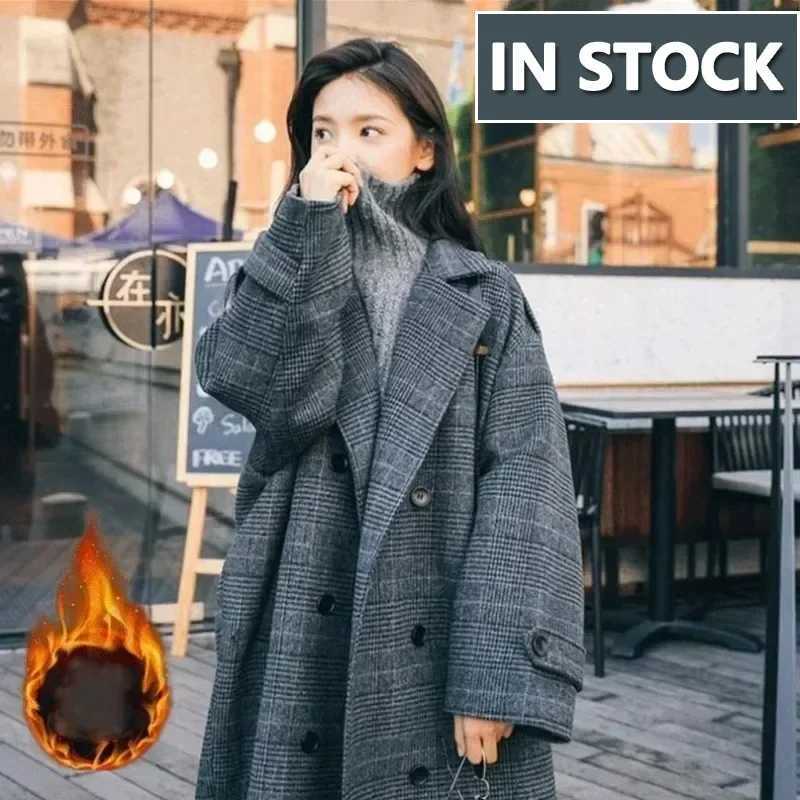 Womens Long Minimalist Lapel Trench Coat - Gray Plaided Wool Blend Double-Breasted Overcoat for Daily Commute Casual Office Z250813