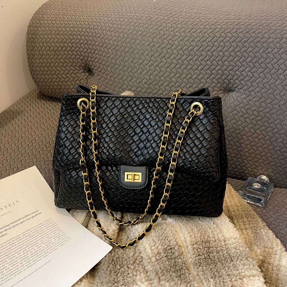 Luxury Woven Underarm for Designer Bags Women 2025 New Fashion Versatile Large Capacity Tote Commuter Shoulder Bag