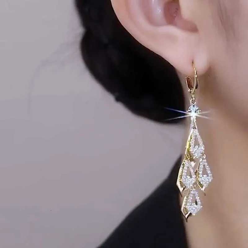 Super Sparkling Rhombus Zircon Golden Tassel Earrings For Women Fashion Personalized Daily Accessory Party Jewelry Birthday Gift Y250812