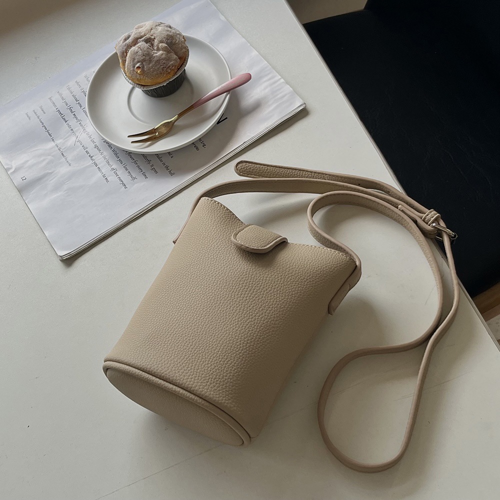 Versatile Leather Crossbody Mini Soft Bucket 2025 Niche Bamine Cute Phone Bag ddmymarket