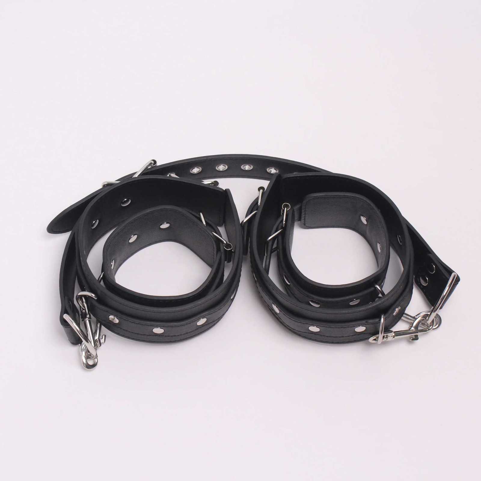 Black Leather Bondage Handcuffs Arm Cuffs Restraints Straps Hand Belt Cuffs Slave BDSM Exotic Sex Toys for Adults Couple Games XJ250813