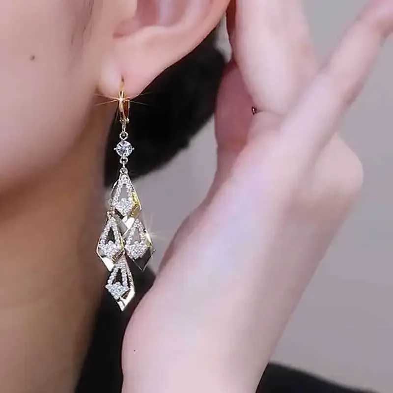 Super Sparkling Rhombus Zircon Golden Tassel Earrings For Women Fashion Personalized Daily Accessory Party Jewelry Birthday Gift Y250812