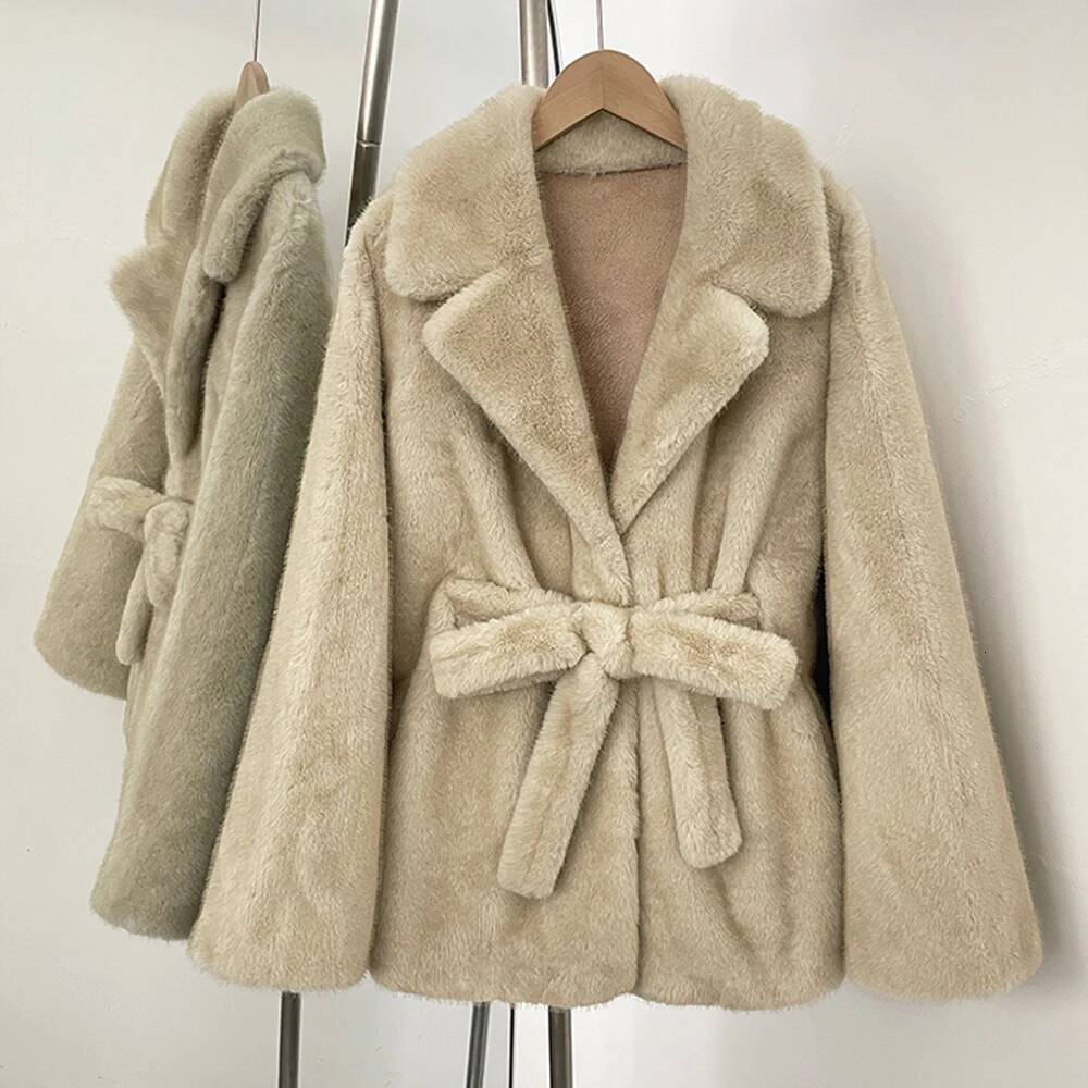 2025 New Autumn Winter Faux Top Clothing Women Long Sleeve Fake Jacket Female Fahsion Thick Warm Artificial Fur Coat