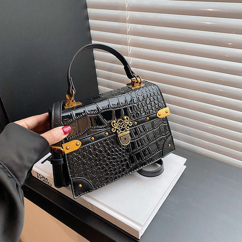 2025 New High-Quality Luxury Fashion Women's Handbag Practical Crossbody Shoulder Bag