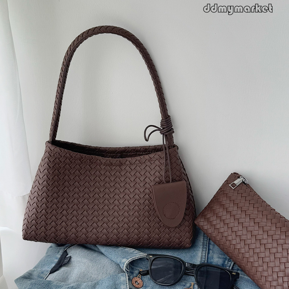 French Niche Woven Pattern Underarm for Women 2025 Elegant Versatile Commuter Glasses Clip Single Shoulder Handbag Mother-Daughter Bag ddmymarket