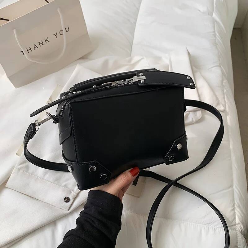 Designer Clutch Bag for Women Red Evening Purse with Chain Wedding Party Handbag Valentine's Day Special high-quality