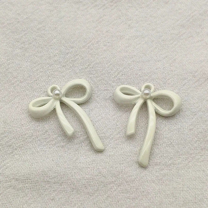 Arrival 26x20mm 100pcs Zinc Alloy Pendants Bows Shape Charm For Hand Made Earrings DIY PartsJewelry Findings Components 250807