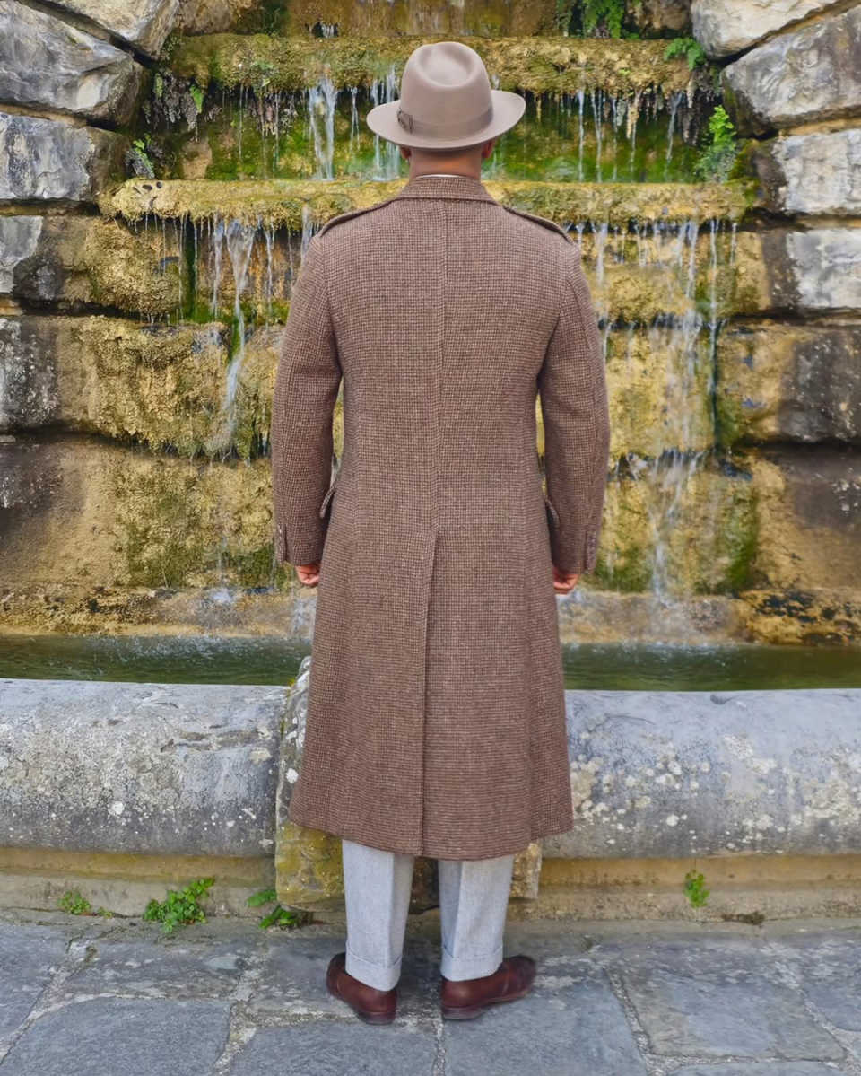 Winter Men Formal Overcoat Wool Jacket Double Breasted Plaid Blazer Peaked Lapel Tuxedos Coat One Piece