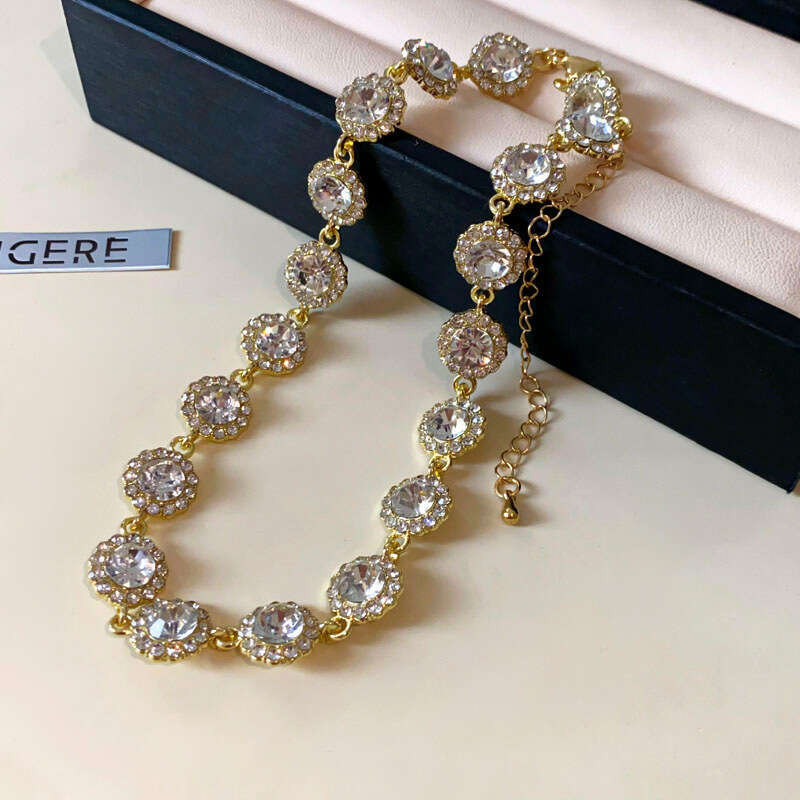 New Super Shiny Square and Round Colorful Dia Necklace Light Fashion Clavicle Chain French Simple High-end Sense Choker