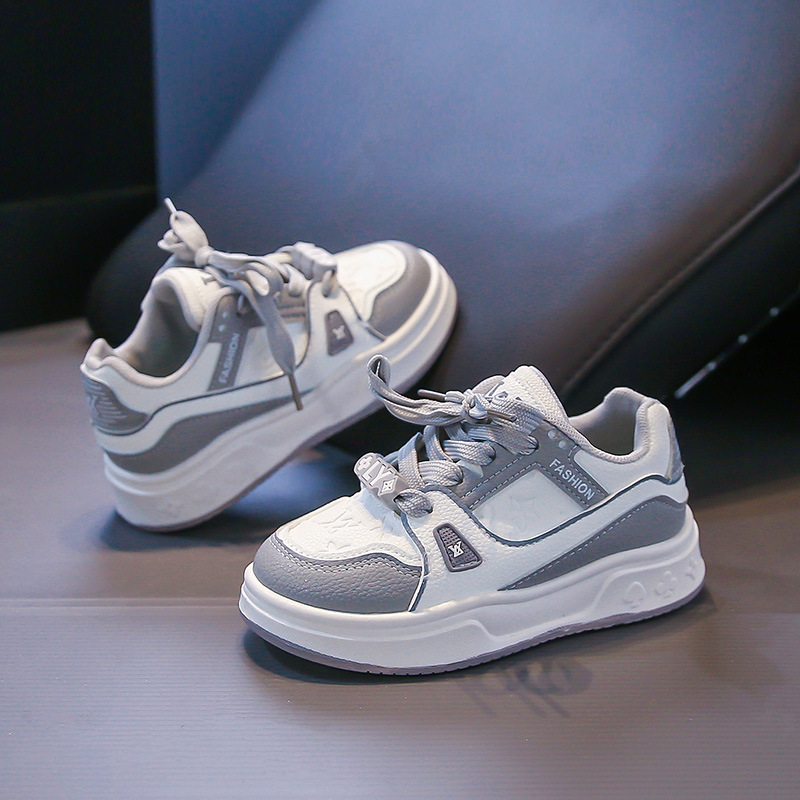 designer shoes 2025 new Children's breadboard shoes spring trendy brand sports shoes fashionable thick - soled shoes for boys medium and large - 