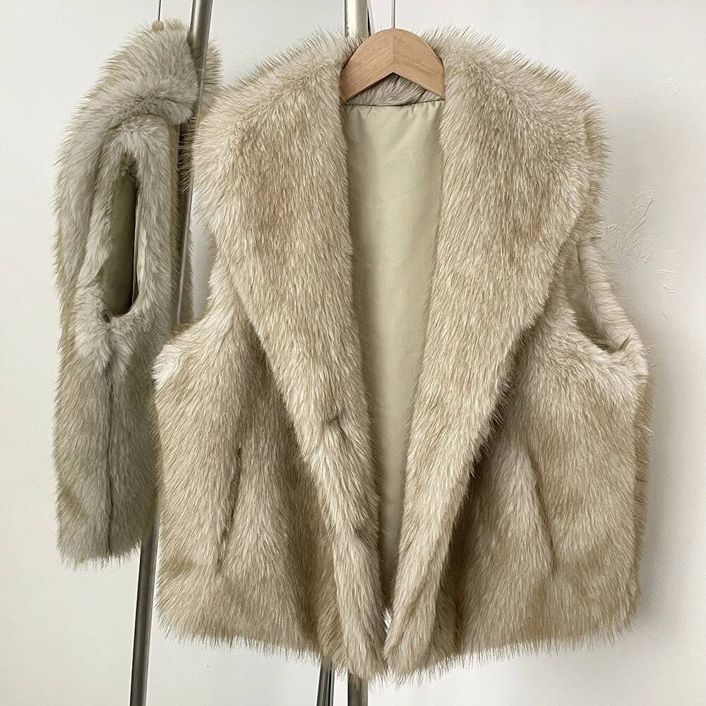 New Autumn Winter Clothes Women Thick Warm Artificial Vest Coat Lapel Faux Sleeveless Waistcoat Fake Fur Jakcet Female