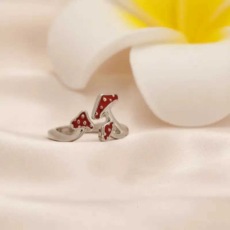 ute Red Mushroom Design Open Adjustable Ring Mushroom Rings Birthday Christmas Gift Anniversary Women Party Jewelry Gifts W250812