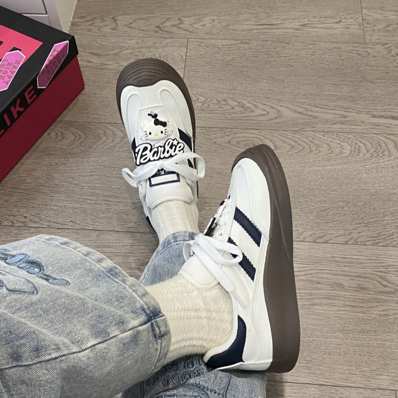 New Design Fashion Casual Shoes Outdoor Lace Up Sneakers for Women Female Comfortable Versatile Sport Shoes Vulcanize Shoes Retro PU Board Shoes Trend