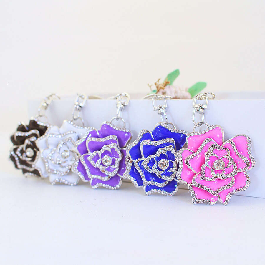 Cute Rhinestone Jewelry Rose Car Women's Bag Buckle Accessories Flower Metal Pendant Keychain 679