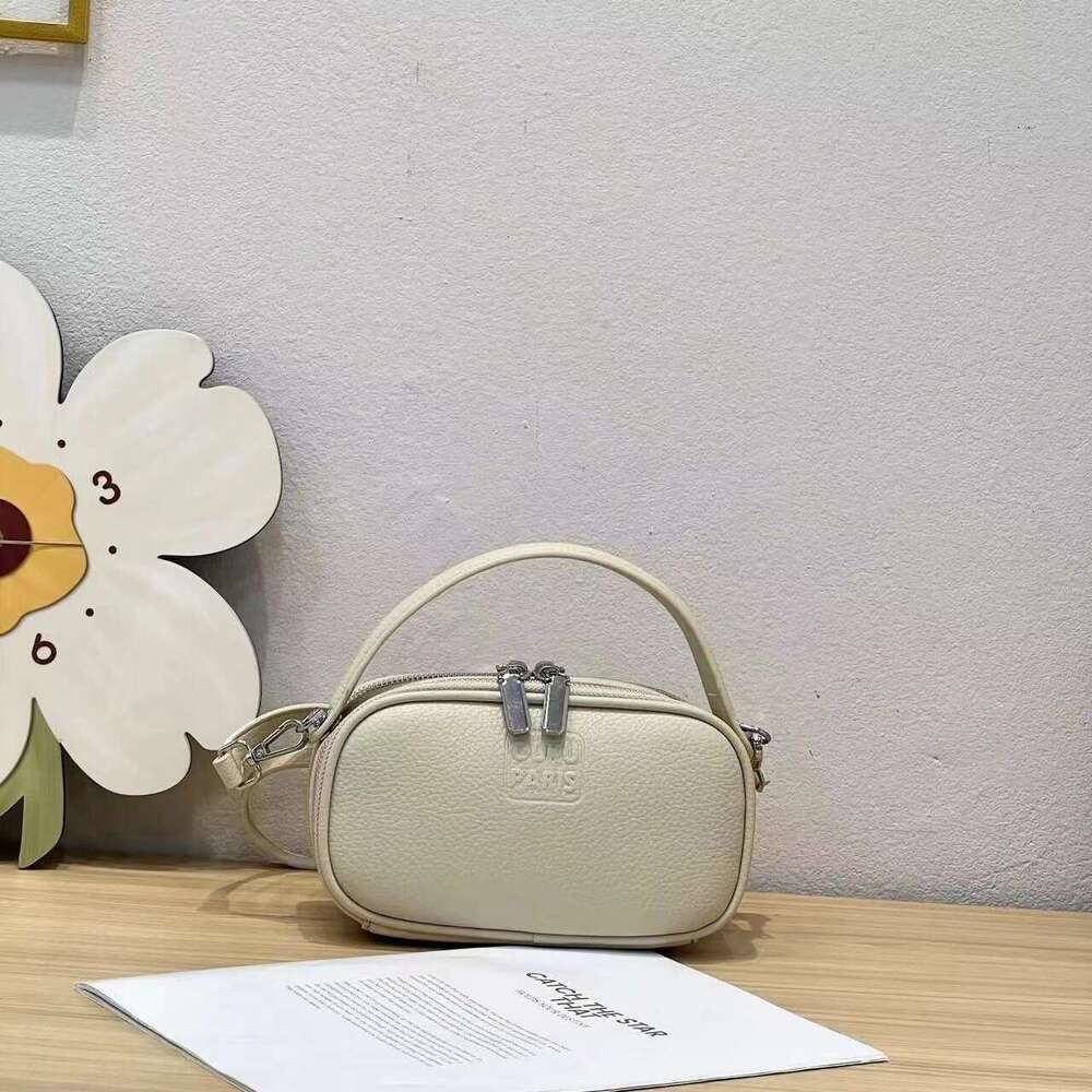 2024 Bowling Ball New Pillow Handbag Fashion Single Shoulder Shell Versatile Crossbody Bag