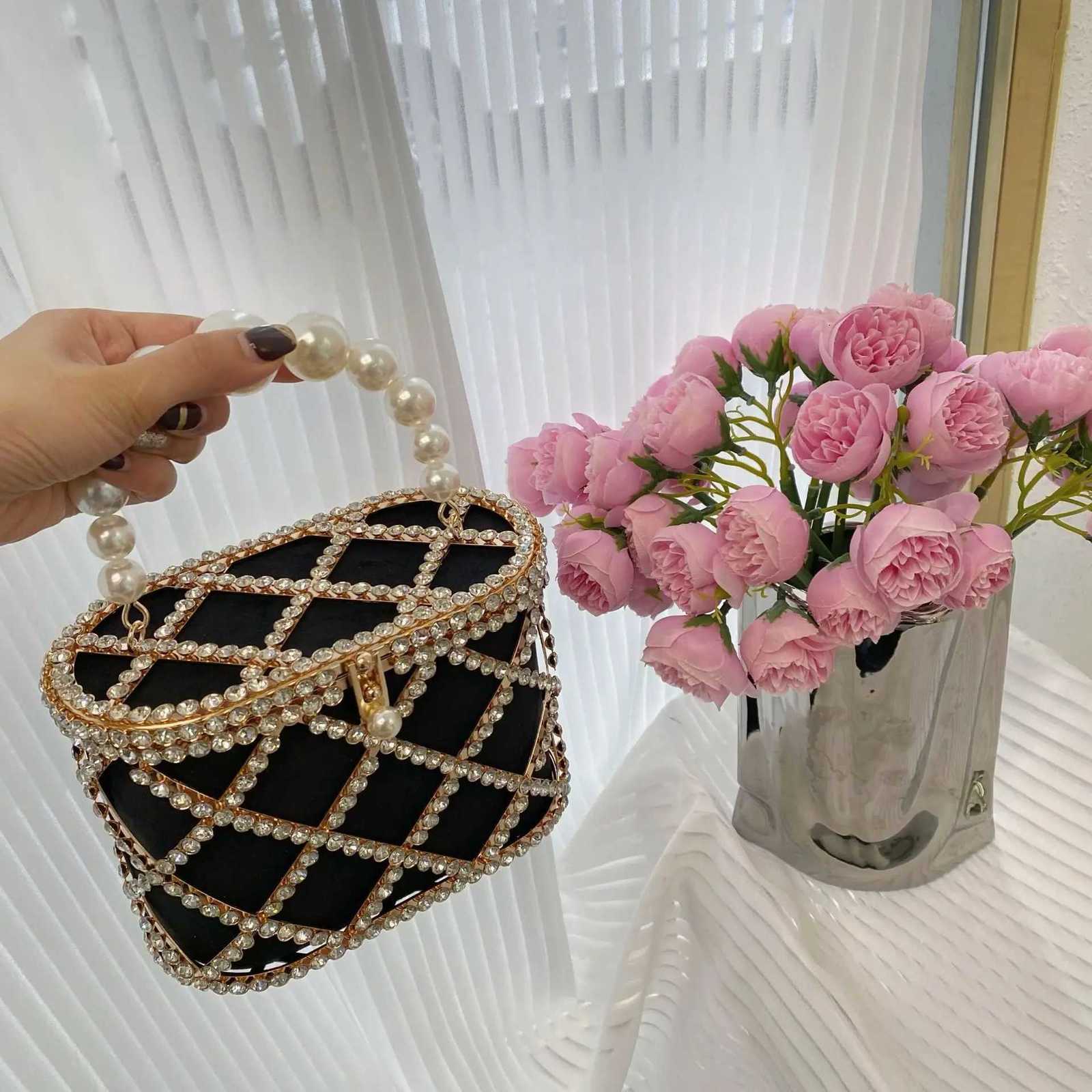 Rhinestone Evening Bag For Women Skeleton Diamond Purse Shiny Handmade Birdcage Vegetable Basket Clutch For Wedding Bag Y250812