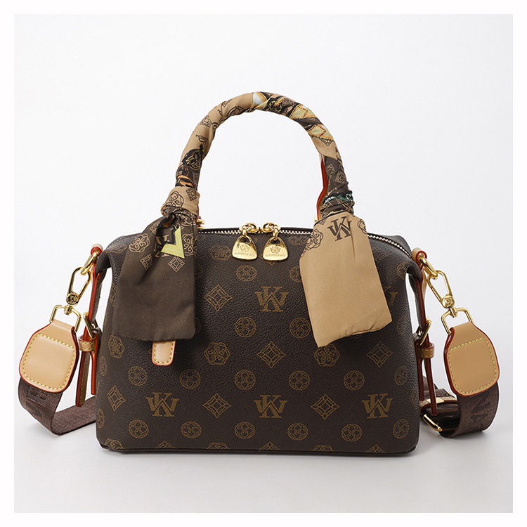 High Sense Fashion Handbag Small Square Female New Printed Armpit Shoulder Cross-Body Bag 2025