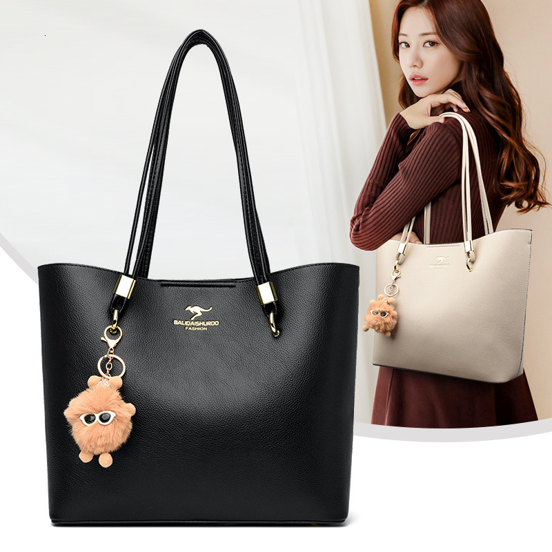 Large Capacity Black Tote Bag For Women's Retro Fashion Designer Bag For Commuting High Quality PU Leather Shoulder Bag