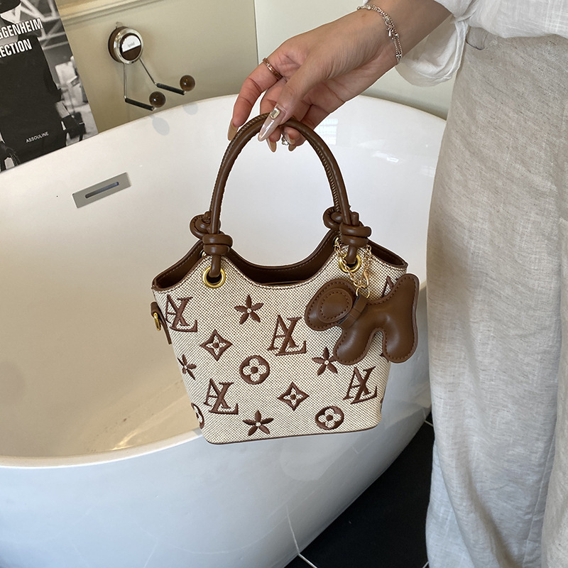 Cross-border New Luxury Bag Handbag High-end Designer Bag Embroidered Letters Monogram Puppy Pendant Handbag With Inner Liner Single Shoulder Women�