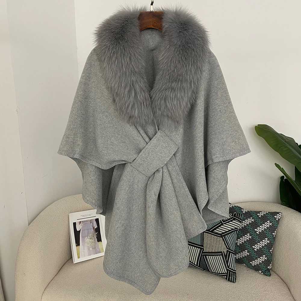 Spring Lanket Scarf Female Real Fur Coat Women Cloak Poncho Winter Warm Shawl Designer Thickening Pashmina Cape Stole Fur Coats Z250813