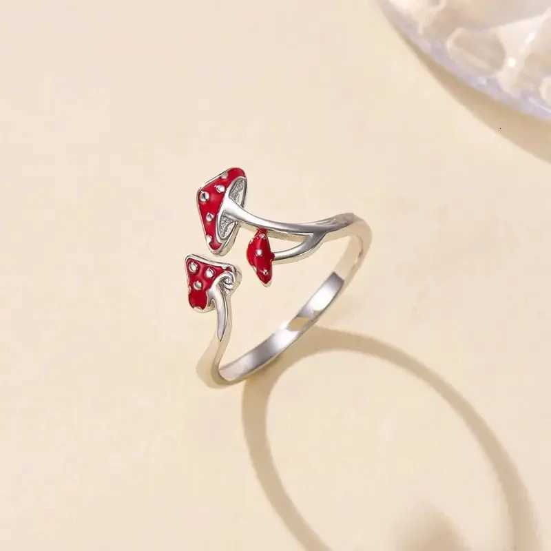 ute Red Mushroom Design Open Adjustable Ring Mushroom Rings Birthday Christmas Gift Anniversary Women Party Jewelry Gifts W250812