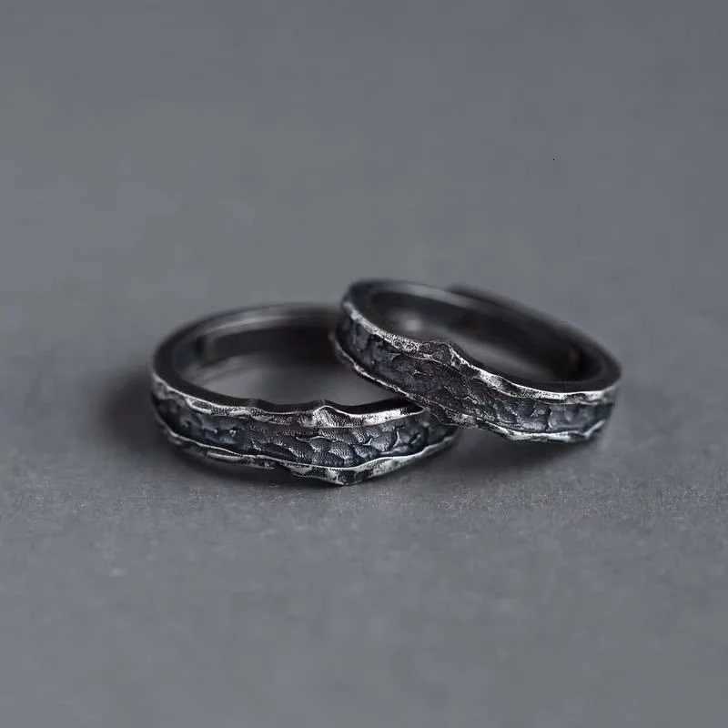 1 Pair New Trendy Abyss Couple Ring Simple Personality Cold Wind Ring Retro Old Student Men and Women Couple Ring Jewelry Gift W250812