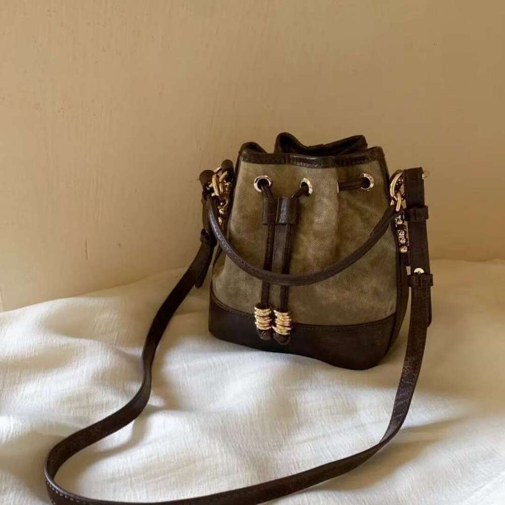 Bucket for Women Oil Painting Exhibition 2025 New High-end Drawstring Versatile Tote Shoulder Crossbody Bag