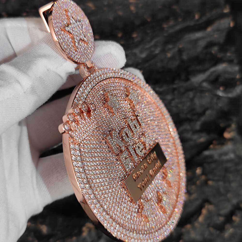 Hip-hop style oversized round disc ice pendant featuring custom-designed letters with VVS sapphires. Men's fashionable necklace, body decoration 