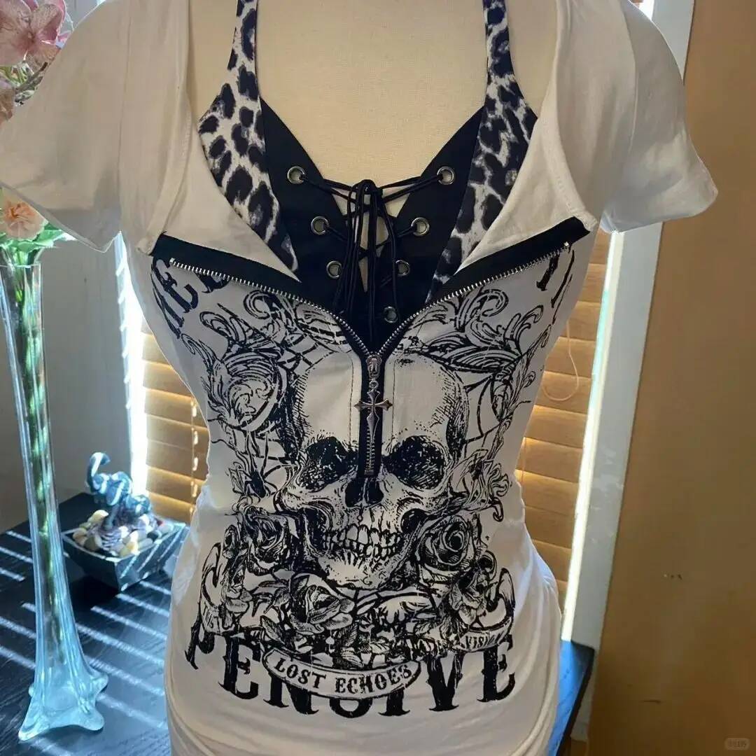 2025 Summer New Women's Tank Top Fashion Skull Print Splicing Leopard Pattern Strap Top Retro Slim fit T-shirt Summer New Counterfeit Two design 