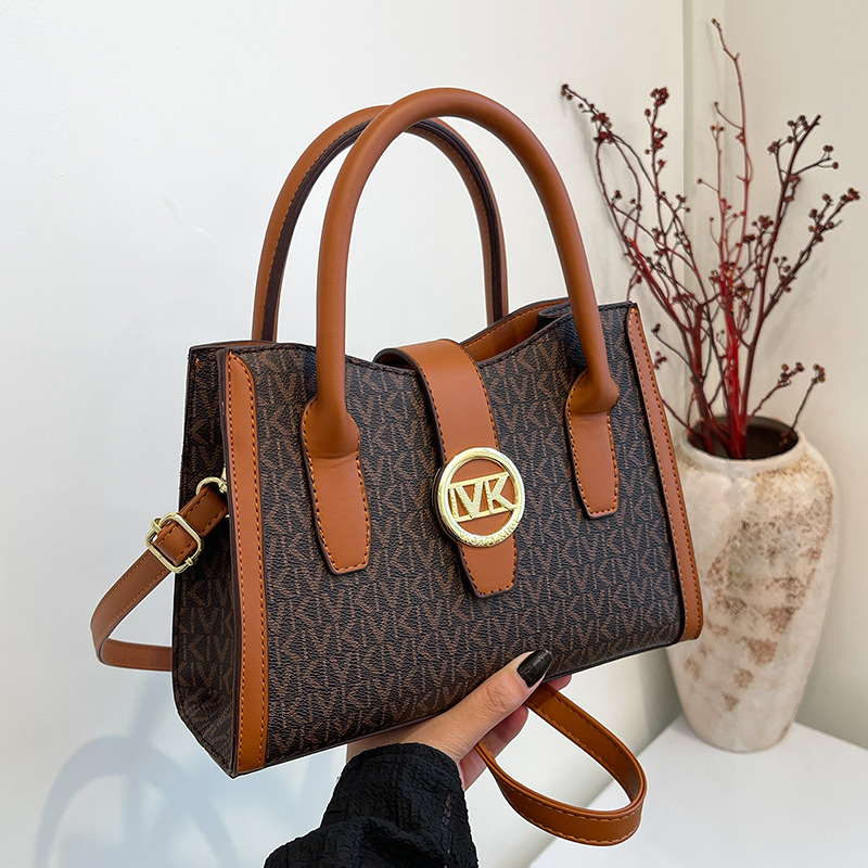 Retro and elegant handbags for women new styles fashionable and versatile single - shoulder and cross - body bags commuting tote bags for women