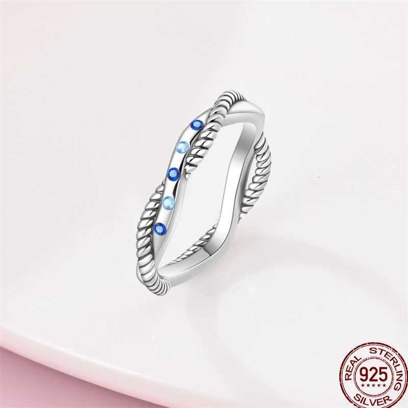 925 Sterling Silver Ring Blue Shiny Zircon Star Moon Stackable Womens Original Wedding Ring Exquisite Jewelry Gift W250812