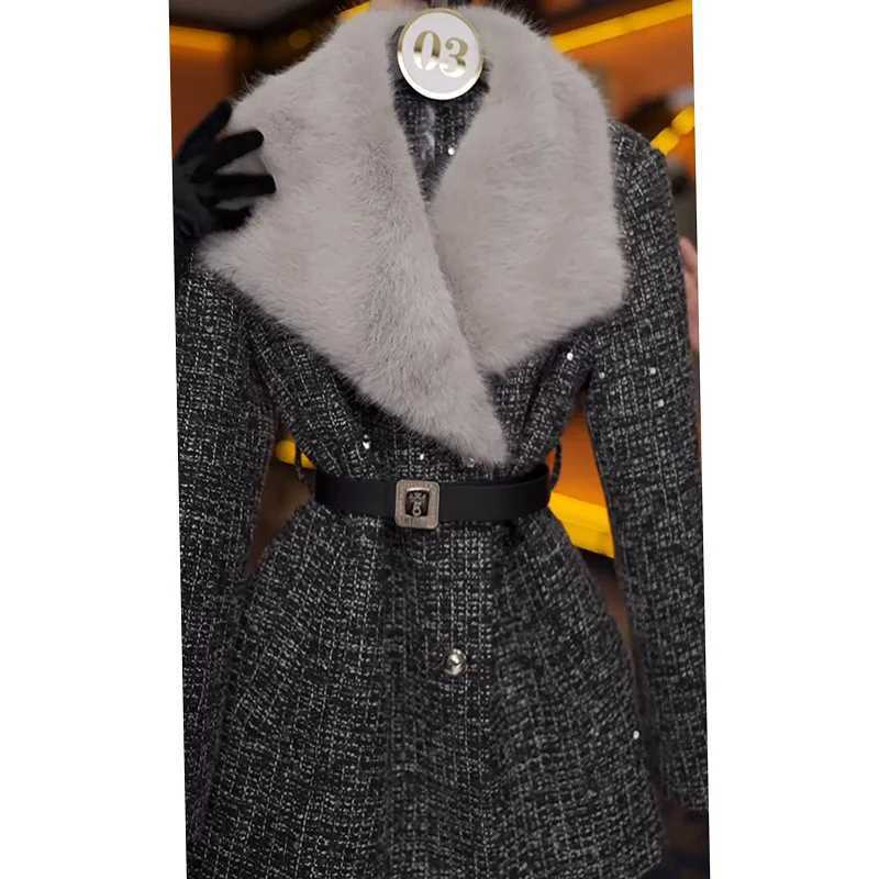 High-grade Thick Woolen Coat Womens Western Fur Collar Waist Long Slim Woolen Coat Z250813