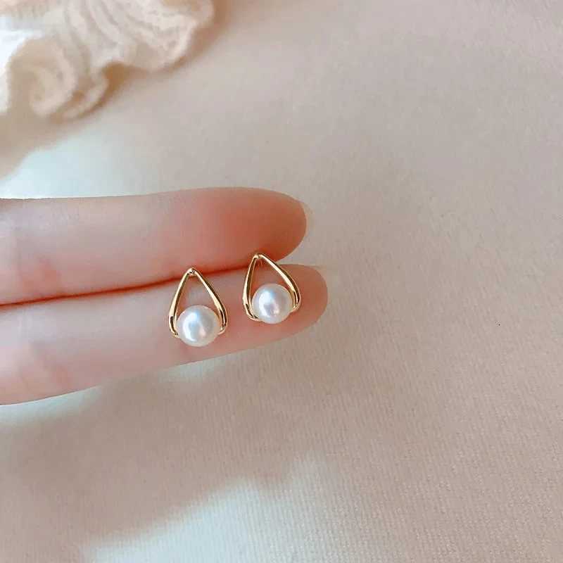 Simple Temperament Imitation Pearl Zircon Stud Earrings For Women Exquisite Earring Ladies Party Birthday Jewelry Gifts Y250812