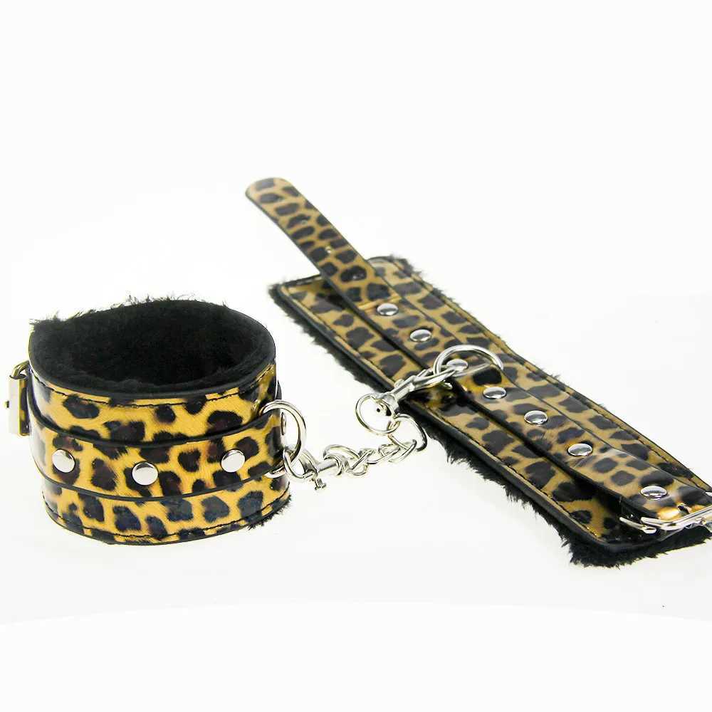 Leopard Flirt Handcuffs Bondage Boutique Furry Leather Soft Harness BDSM Game Sex Toys Wrist Ankle Restraints Slave Fetish XJ250813
