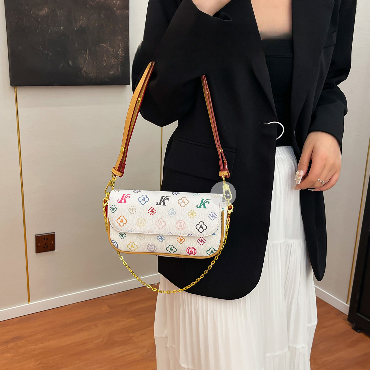 Luxury Brand Women's Designer Handbag 2025 Free Shipping High-end Single Shoulder Underarm Small Square Bag High-end Evening Dress Bag Wallet