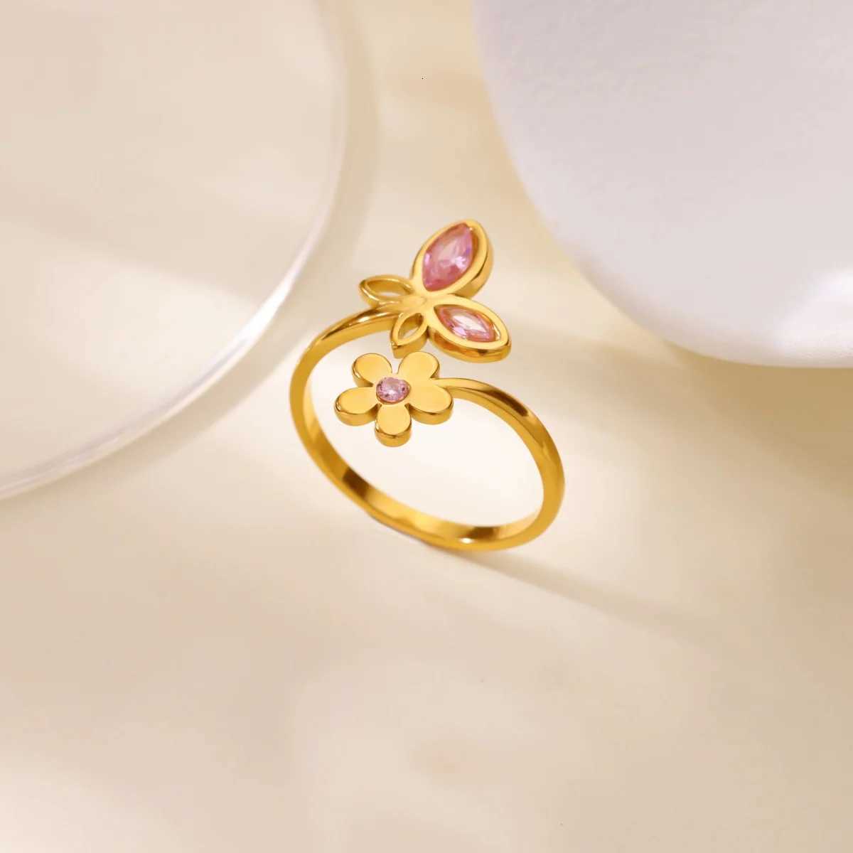 Luxury Zircon Butterfly Flower Rings for Women Stainless Steel Gold Color Cheap Ring Fashion Wedding Couple Y2K Jewelry Rings W250812