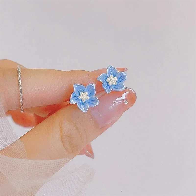 Resin Blue Camellia Stud Earring for Women New Trend Sweet Jewelry Accessory Wedding Christmas Gift Y250812