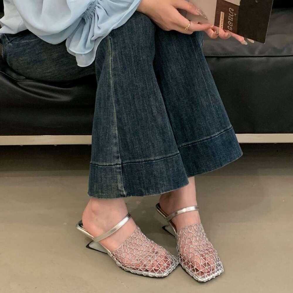 2025 Summer Fashion Casual Women's Breathable Black Woven Hollow Square Toe French Style Niche Designer shoe Wedge Slippers