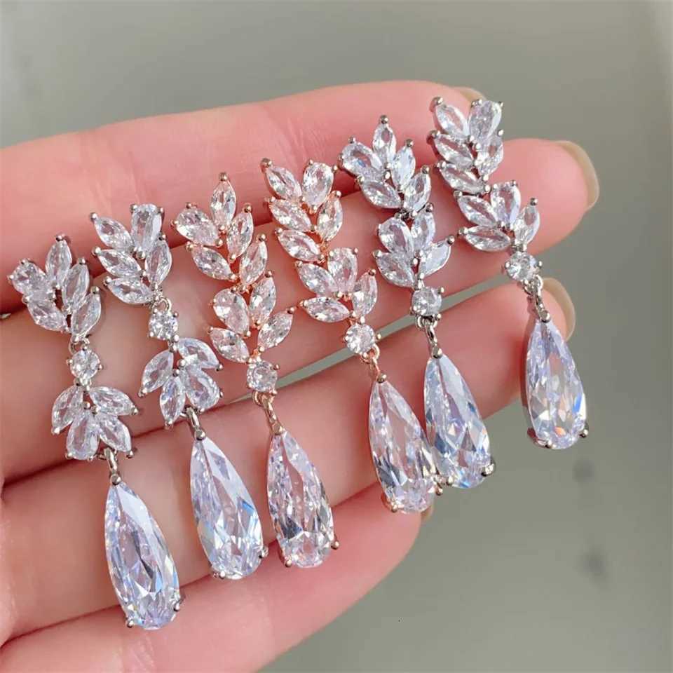 ZAKOL White Zircon Dangle Earrings for Women Shinny Water Drop Crystal Flower Pendant Earring Bridal Wedding Jewelry Y250812