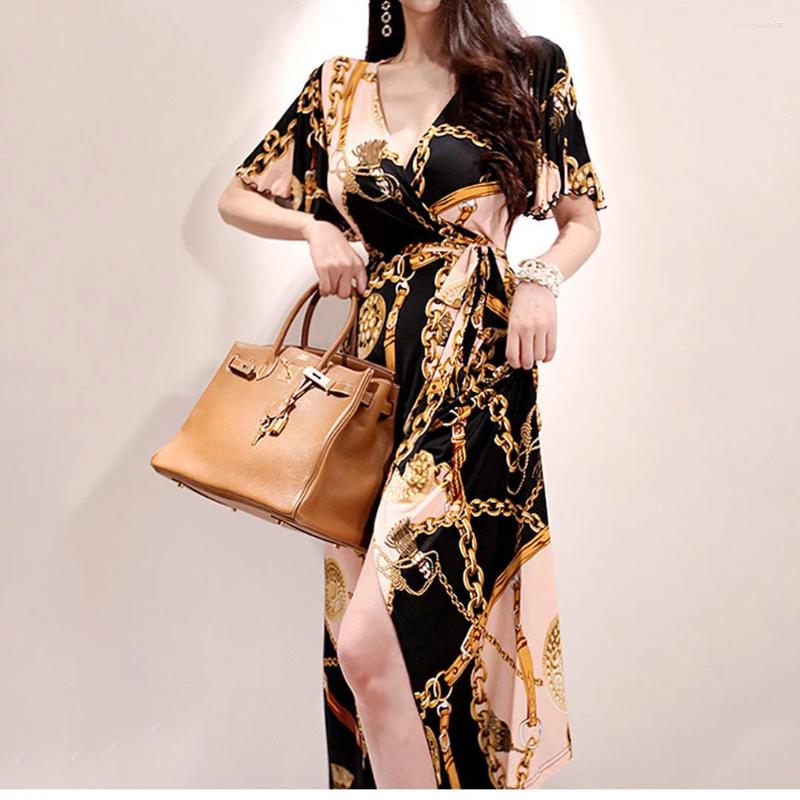 Designer Dress Vintage Style Casual Dresses 2025 Spring/Summer Women's Printed Style V-Neck Gold Chain Strap Waist Long Dress