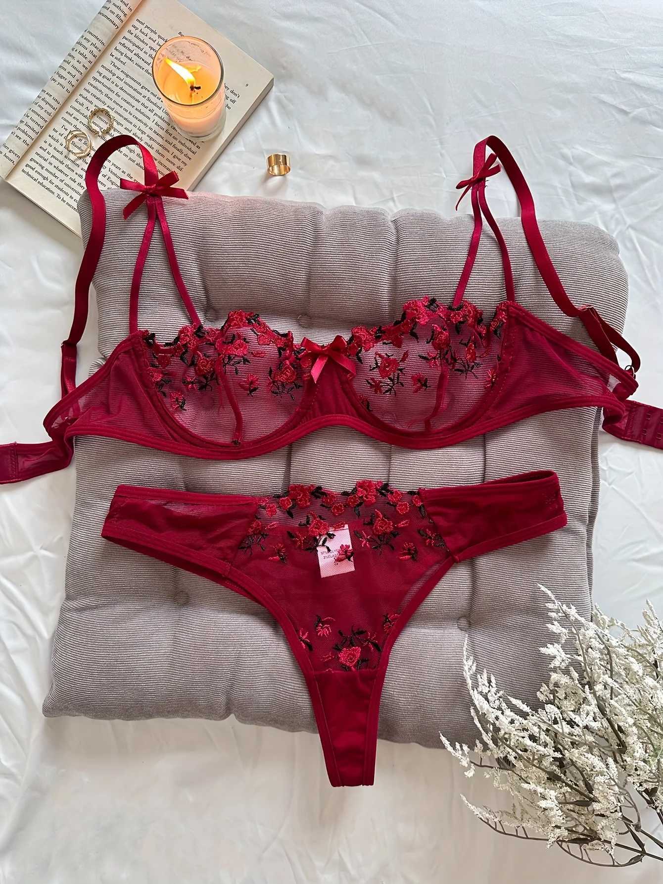 Night Beautiful Sexy Women 2 Piece floral Embroidery Underwear Sexy Erotic lingerie underwear SetXJ250812