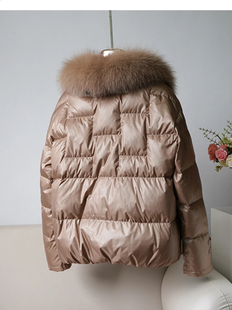 Natural Fox Fur Collar 90% Duck Down Coat Streetwear Mink Hair Fashion Winter Jacket Women Thick Warm Down Jacket Women 250811
