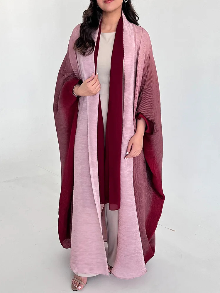 Miyake Fold Long Sleeve Trench Coat Women Fall Gradual Color Scarf Bat Sleeve Coat 250811