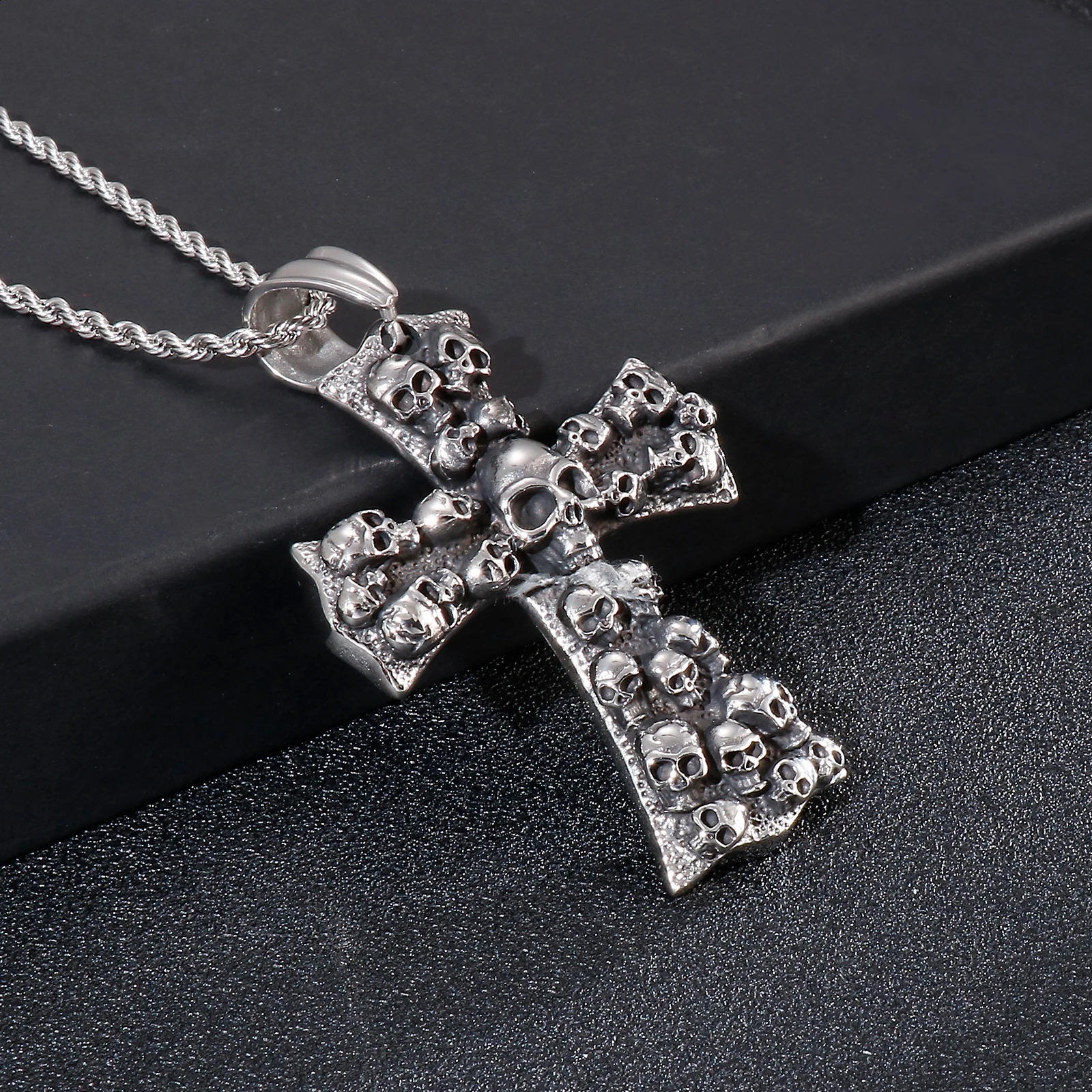316L Stainless Steel Huge Evil Cross Ghost Head Pendant Necklace Men All-Match Jewelry 250807