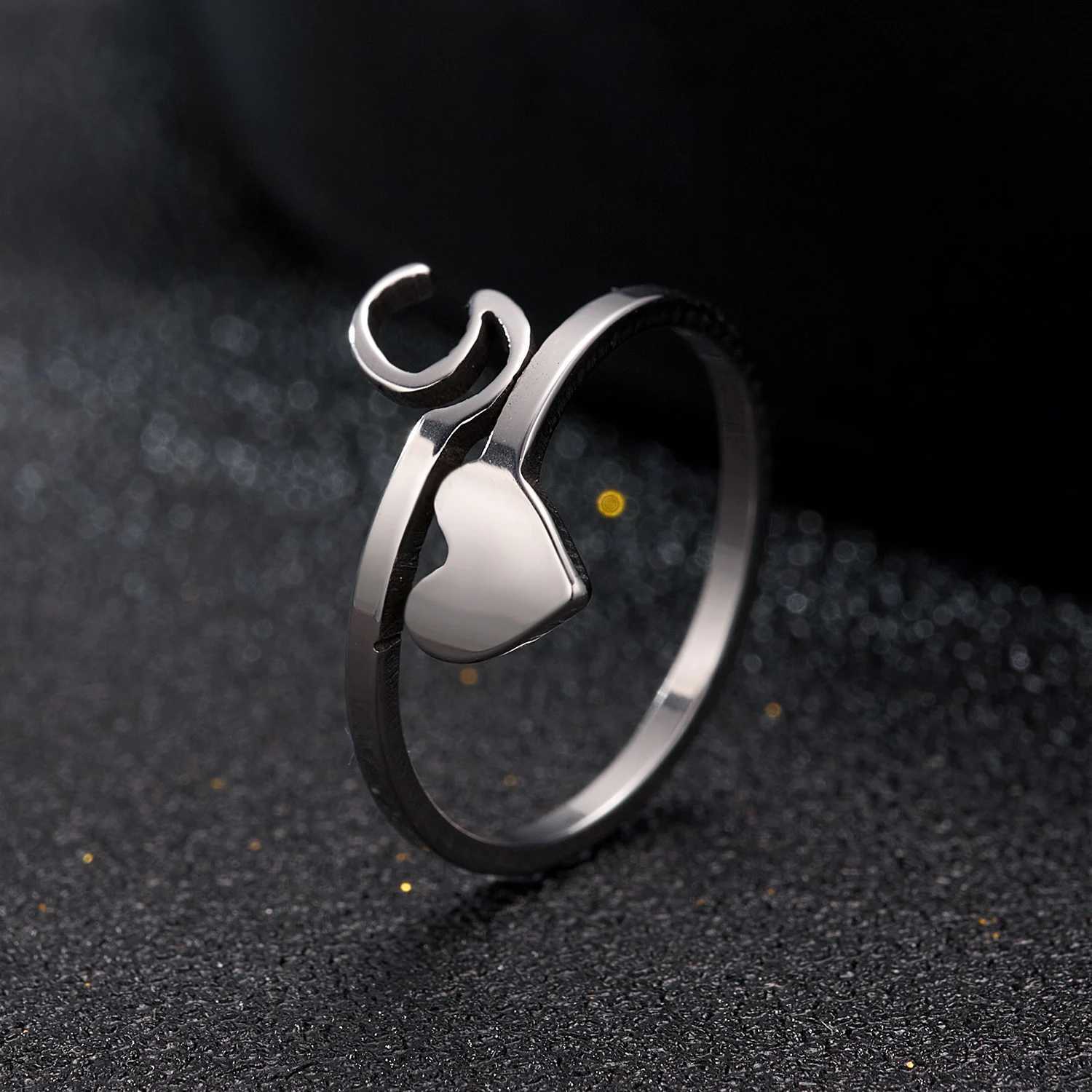 Fashion Silver Color 26 Letter Love Heart Rings Stainless Steel Open Ring for Women Men Couple Initial Name Finger Jewelry Gifts W250812